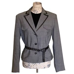Women’s cropped Fitted Jacket with faux Leather Piping